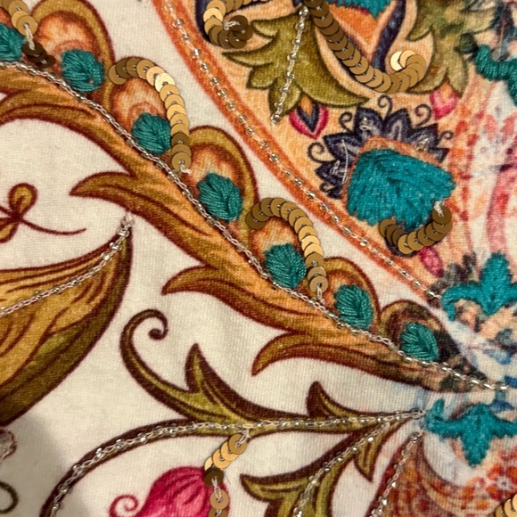 Colorful Patterned Women's Top - Picture 8 of 10